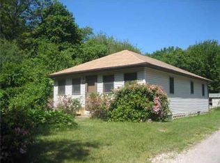 957 Main St, Hope Valley, RI 02832