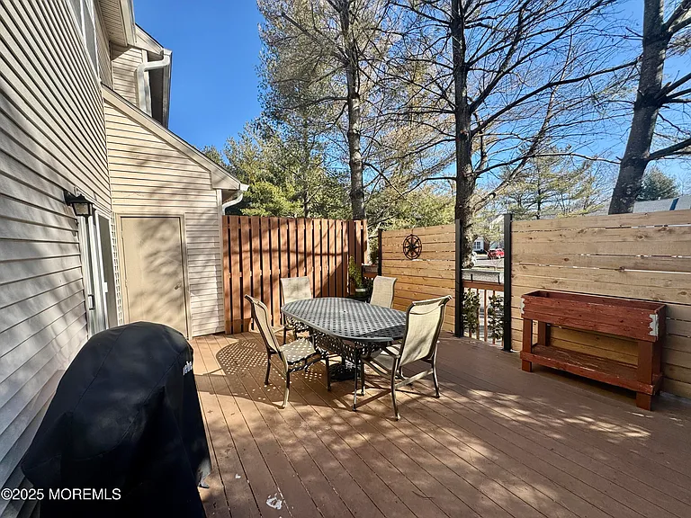 113 Richmond Ct N #67 — Photo 10