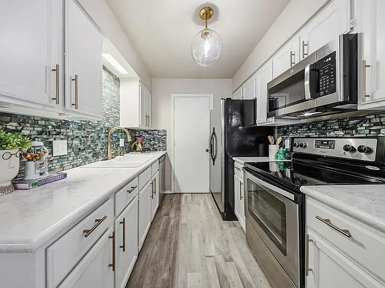 4400 Hemingway Dr #252 — Photo 4