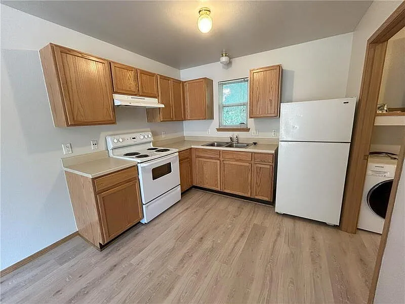 1 bed, 1.0 bath, 500 sqft, $775 — Photo 3