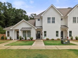 630 Village Dr #9, Opelika, AL 36801