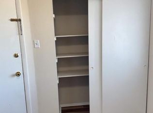 Des Arboles Apartments, Florissant, MO 63033