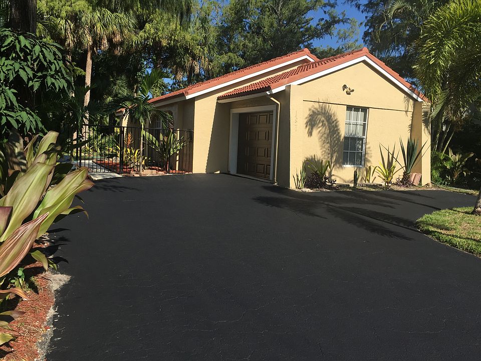 1st image of 1321 NW 91st Ave