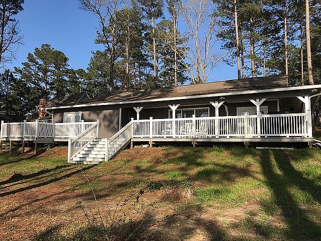 1st image of 212 Lakeshore Dr