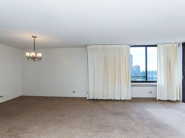 2215 Aloha Dr — Photo 9