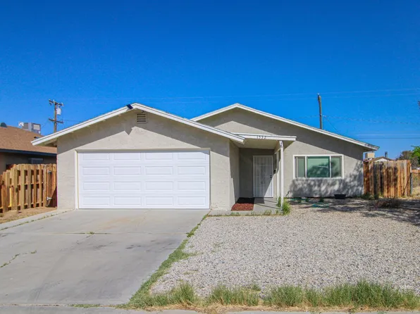 1532 S McCall St, Ridgecrest, CA 93555