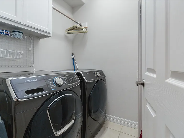 4010 Long Champ Dr #15 — Photo 18