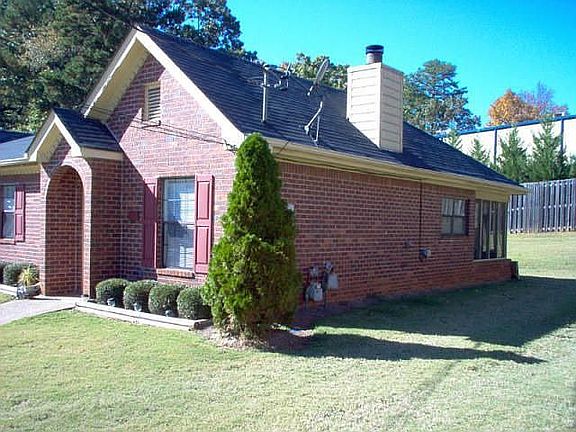 2nd image of 283 Haymarket Ln