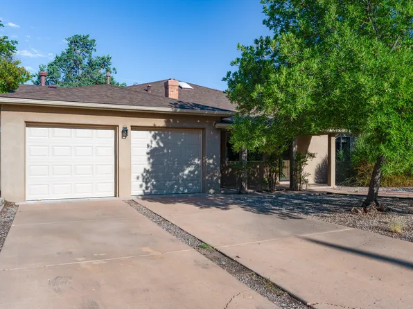 325 Sierra Pl NE, Albuquerque, NM 87108