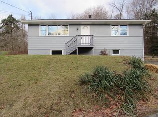 1240 Riggs Rd, South Park, PA 15129