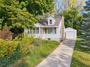218 Euclid Ave, Rockford, IL 61102