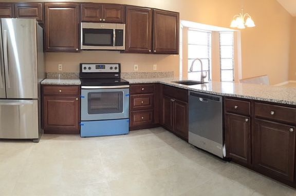 2nd image of 2623 Magdalina Dr #A