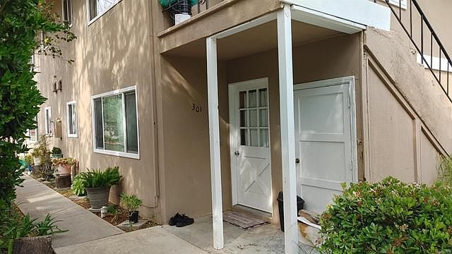 2nd image of 301 W Elder St