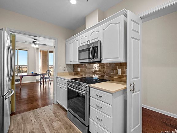 5th image of 1 TOWERS PARK LN #912