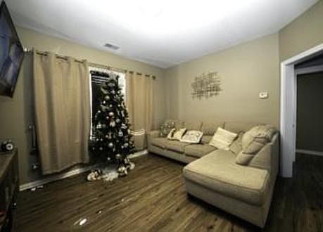 2nd image of 2438 W 62nd St #1