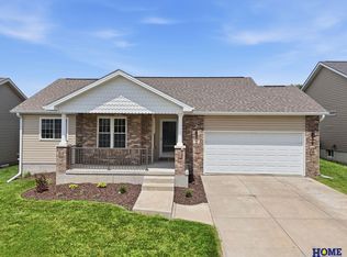 8342 Ryley Ln, Lincoln, NE 68512