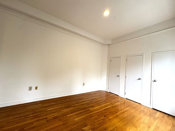 4th image of 211 W 117th St APT 3B