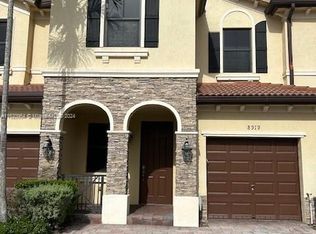 8919 NW 98th Ct, Doral, FL 33178