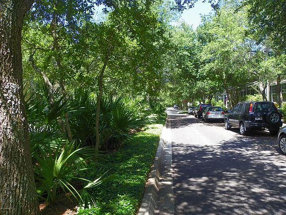 3rd image of 1629 Park Ave