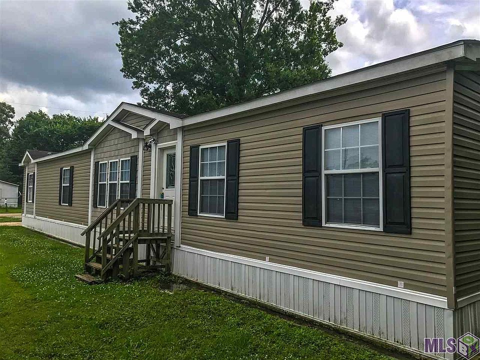 1st image of 15497 Palmetto Ln