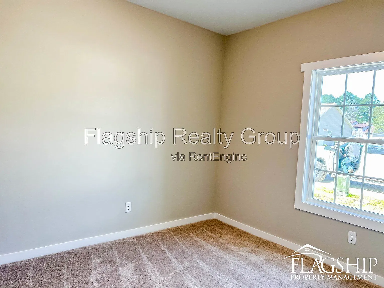 3 bed, 2.0 bath, 1121 sqft, $1,550 — Photo 3