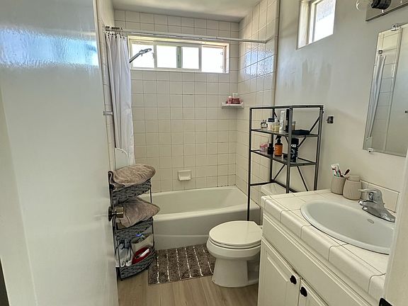 5th image of 330 La Veta Ave #A