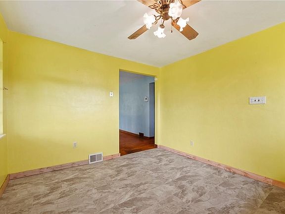 4th image of 3601 Brandis Ave