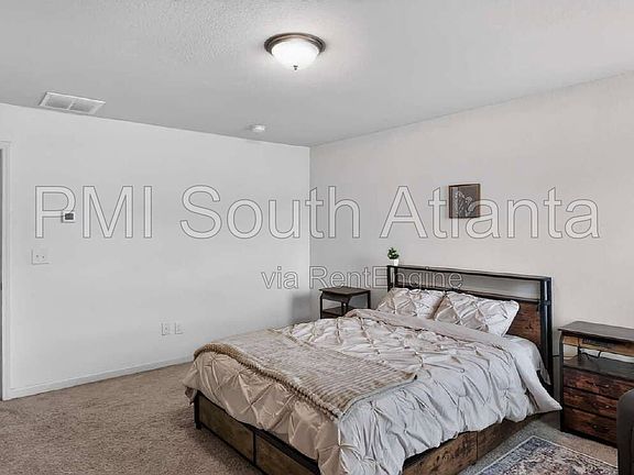 4th image of 175 Randy Trce Room 2