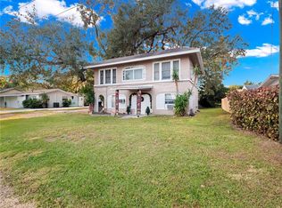 2300 S Shine Ave, Orlando, FL 32806