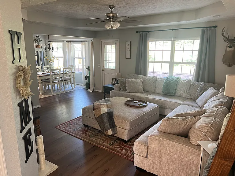 205 Miller Way — Photo 3