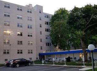 893 Farmington Ave APT 2J, West Hartford, CT 06119