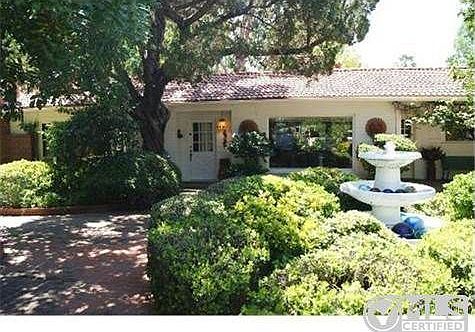 1st image of 8437 White Oak Ave