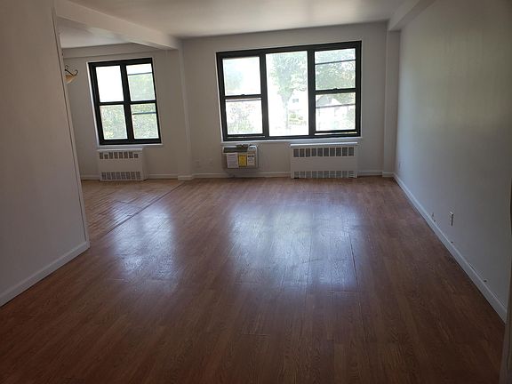 2nd image of 47 Davis Ave #5610