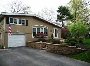 1649 Pulaski Dr, Blue Bell, PA 19422