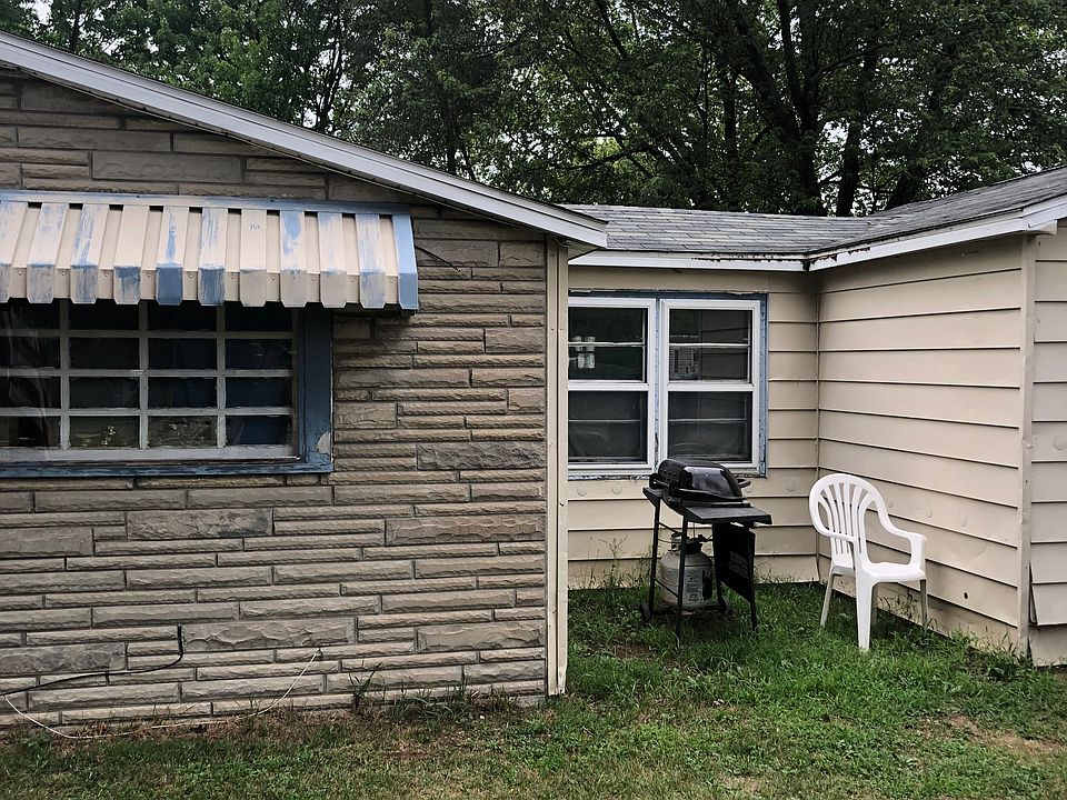 2nd image of 4613 Clark Lake Rd