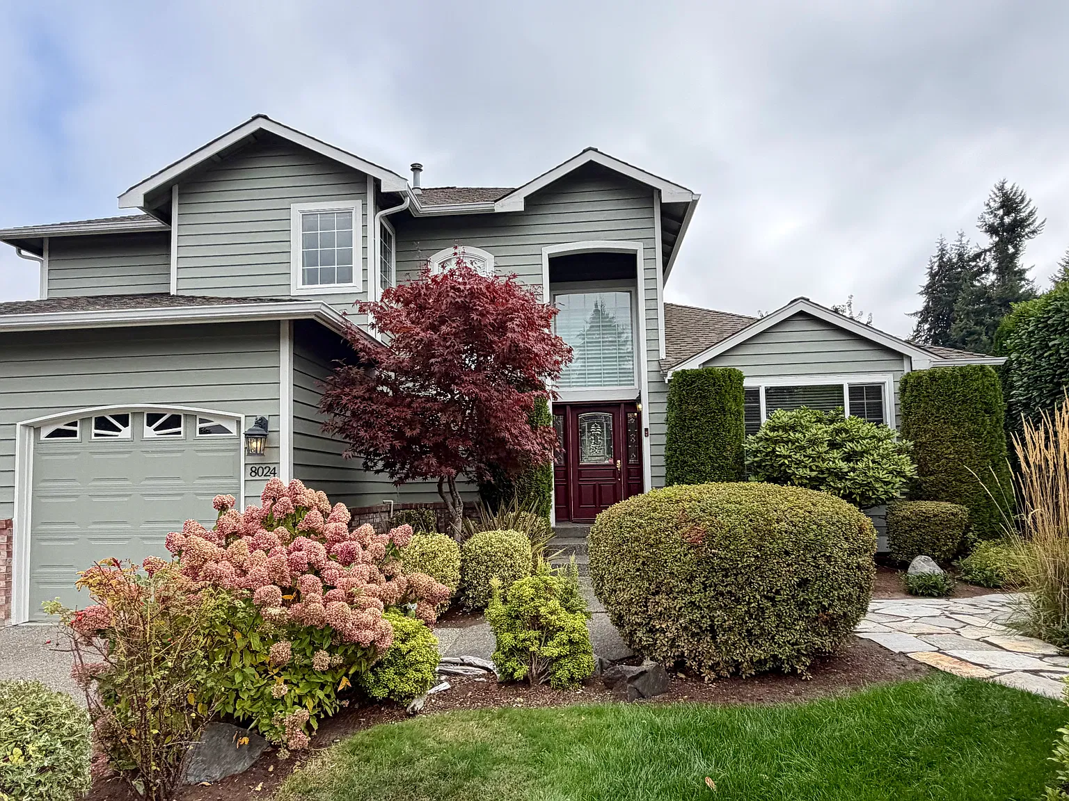4 bed, 2.5 bath, 2244 sqft, $3,491 — Photo 2