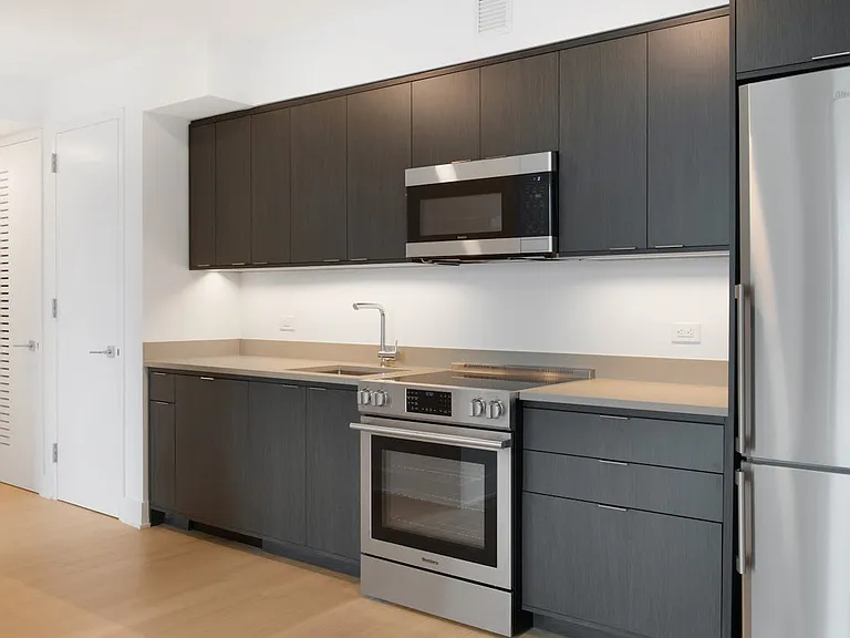 662 Pacific St #9Q — Photo 6