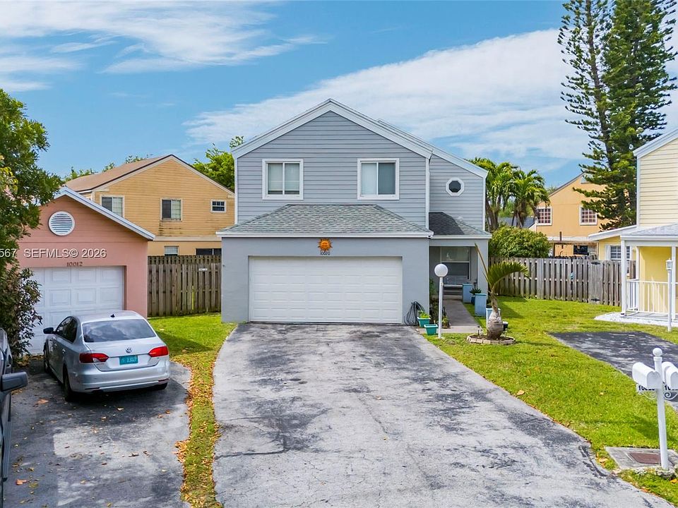 1st image of 10020 SW 223rd Ln