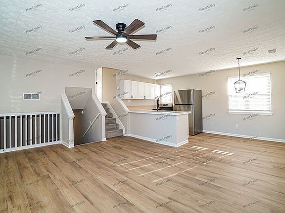 5th image of 2909 Gentry Ln