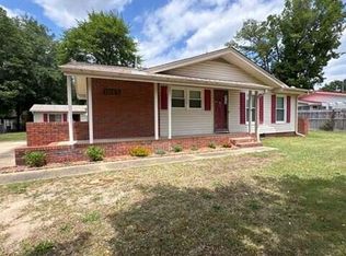 1043 Nottingham Dr, Sumter, SC 29153