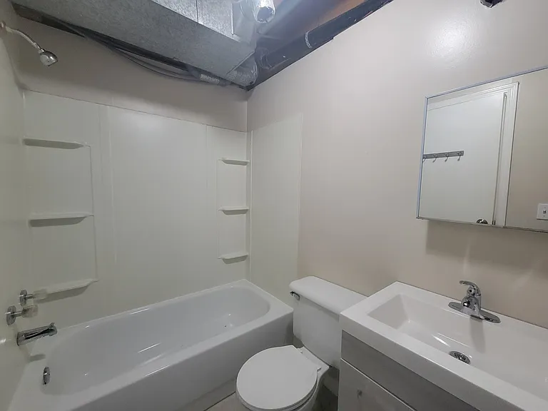 8006 15a Ave NW — Photo 22
