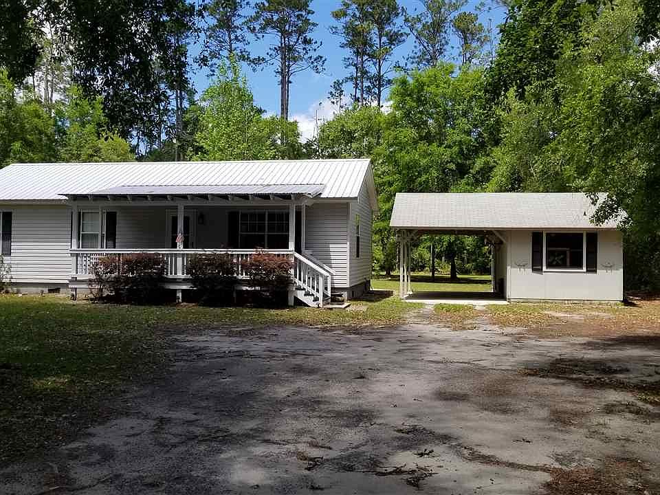 1st image of 70 Greenleaf Ln