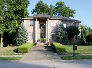 3003 Wolf Lair Ct, New Albany, IN 47150
