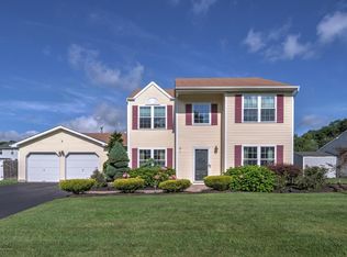 52 Sherrybrooke Dr, Howell, NJ 07731