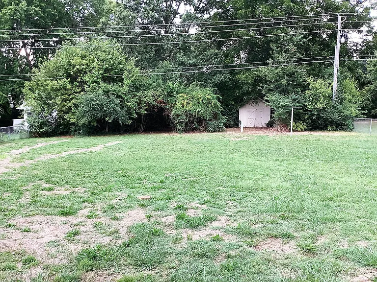 4455 S Glenn Ave — Photo 12