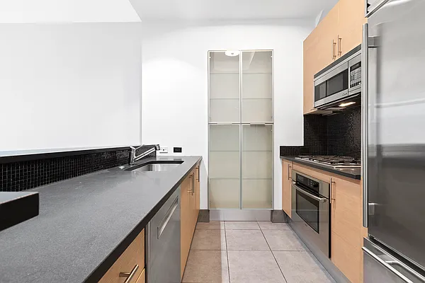 Rented by Compass | media 20