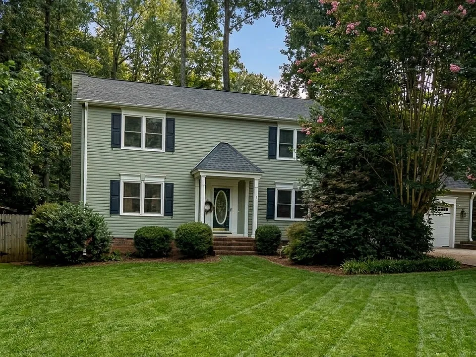 12 Tall Tree Ln