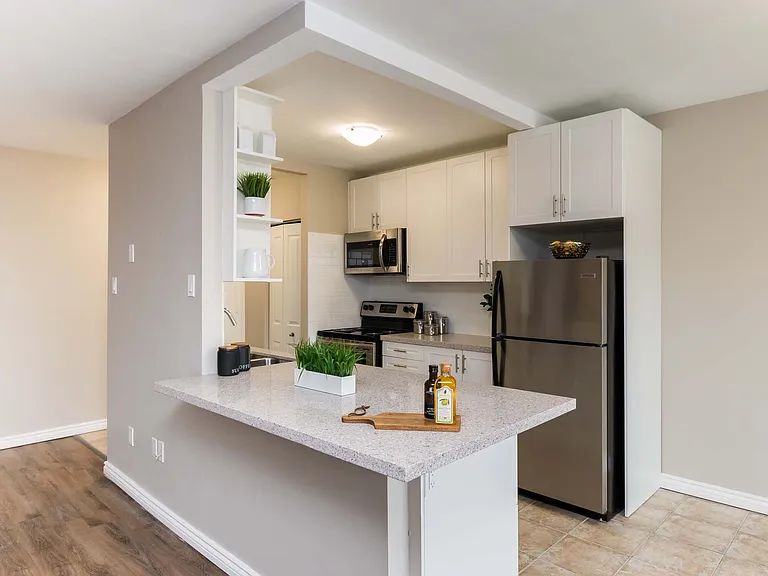 403 Stirling Ave S #4S-09S-10S — Photo 13