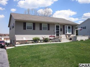 908 Lakewood Dr, Harrisburg, PA 17109