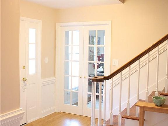 2nd image of 638 Wellington Dr